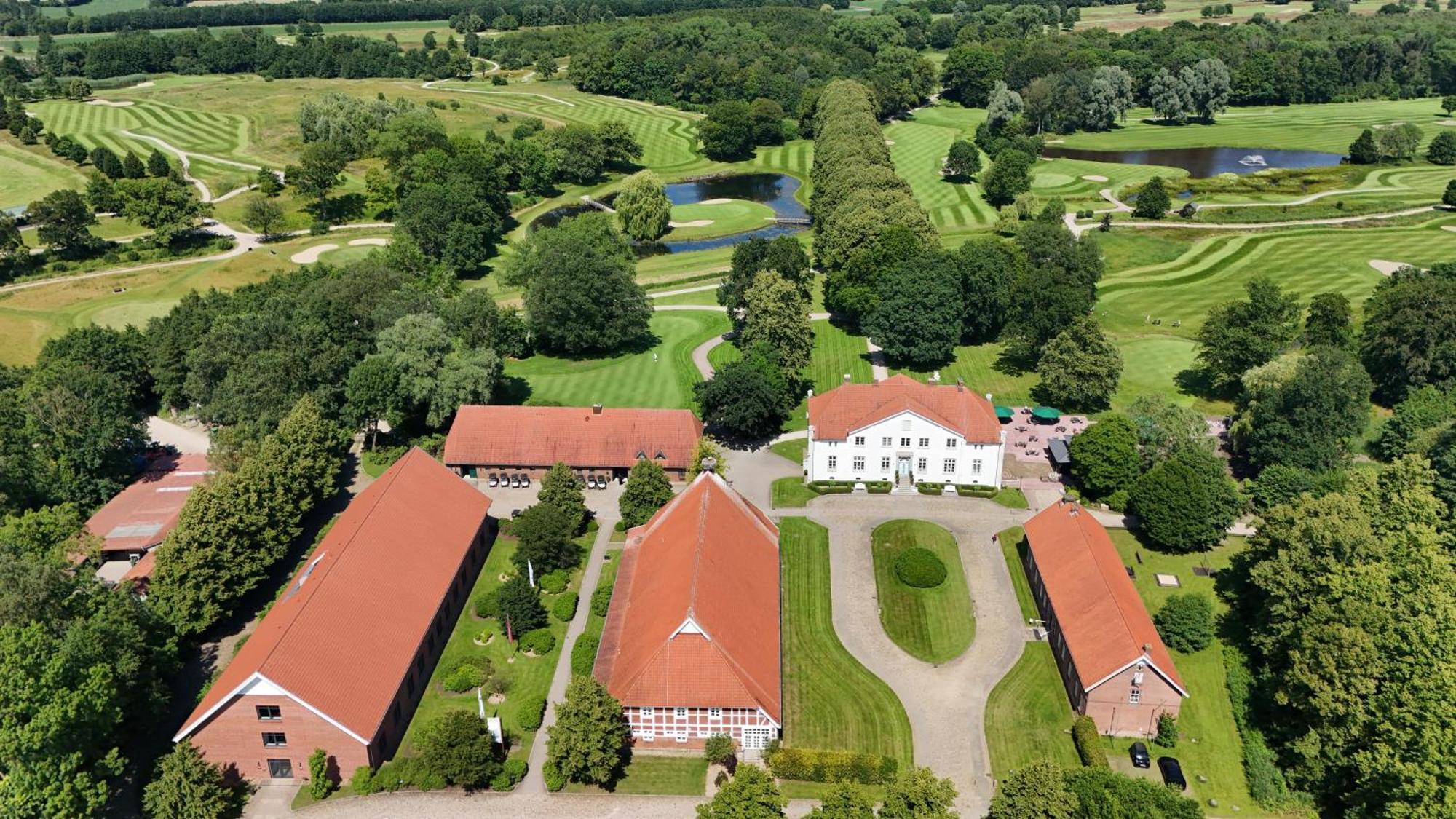 Hotel & Gaestehaus Gut Kaden Alveslohe 外观 照片