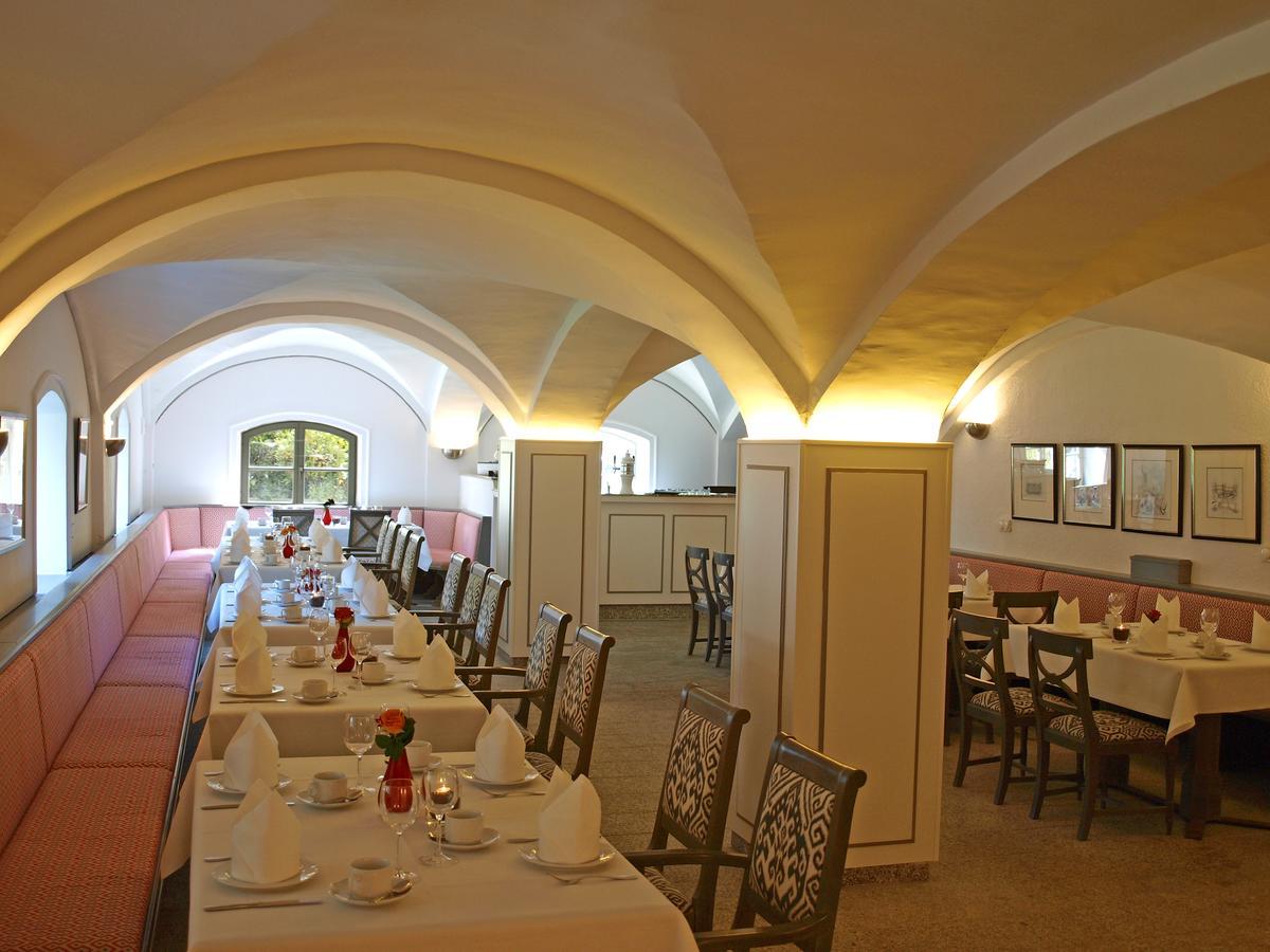 Hotel & Gaestehaus Gut Kaden Alveslohe 外观 照片